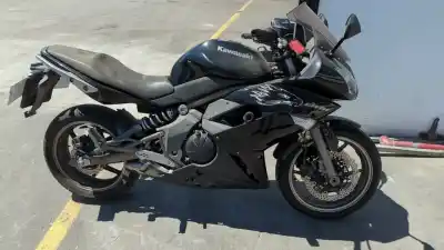 Здавання транспортного засобу kawasaki er-5 twister / er-6 / versys er-6n року 2009 потужний er650ae