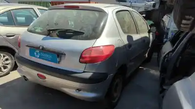 Vehicul casat peugeot                                            206                                                                                                                                                                                                                                                        berlina 1.4                                                                                                                                                                                                                                                al anului 1998 alimentat kfw