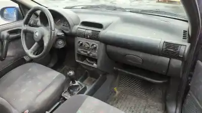 Veicolo di demolizione opel corsa b swing dell'anno 1997 alimentato 1.7d