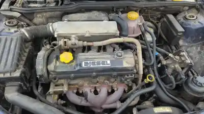 Veicolo di demolizione opel corsa b swing dell'anno 1997 alimentato 1.7d