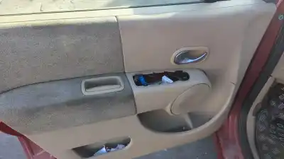 Véhicule à la ferraille renault grand modus authentique de l'année 2004 alimenté k9kt7