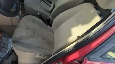 Véhicule à la ferraille renault grand modus authentique de l'année 2004 alimenté k9kt7