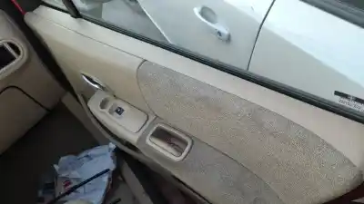 Véhicule à la ferraille renault grand modus authentique de l'année 2004 alimenté k9kt7