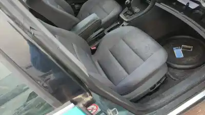 Scrapping Vehicle audi a6 avant (4b5) 2.5 tdi of the year 1999 powered afb