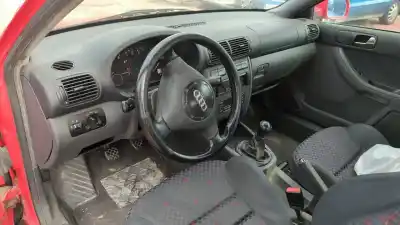 Veículo de Sucata audi a3 (8l) 1.6 ambiente do ano 1997 alimentado aeh