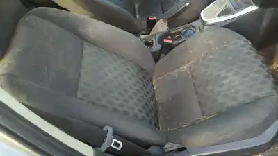 Veículo de Sucata land rover freelander (lr2) 2.2 td4 cat do ano 2007 alimentado 224dt