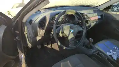 Veicolo di demolizione bmw serie 3 compacto (e36) 318tds sport edition dell'anno 1997 alimentato 174t1