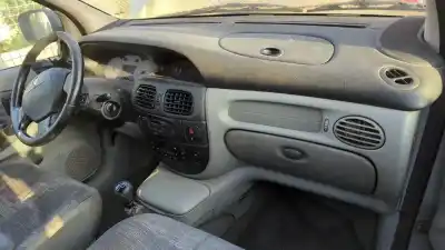 Scrapping Vehicle renault                                            scenic rx4 (ja0)                                                                                                                                                                                                                                           1.9 dci diesel cat of the year 2001 powered f9q k7