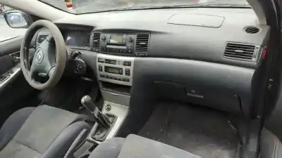 Scrapping Vehicle toyota corolla (e12) 2.0 d-cat of the year 2001 powered 1cdftv