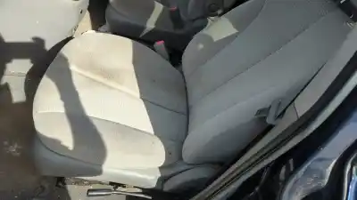 Sloopvoertuig kia carnival ii 2.9 crdi cat van het jaar 2007 aangedreven j3