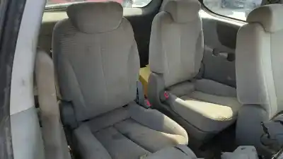 Sloopvoertuig kia carnival ii 2.9 crdi cat van het jaar 2007 aangedreven j3