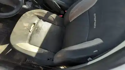 Veículo de Sucata dacia sandero laureate do ano 2013 alimentado k9kc6