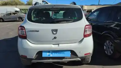 Veículo de Sucata dacia sandero laureate do ano 2013 alimentado k9kc6