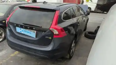 Veículo de Sucata volvo v60 kombi base do ano 2012 alimentado d4162t