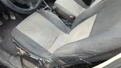 Veicolo di demolizione opel zafira a blue line dell'anno 2005 alimentato y22dtr