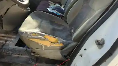 Здавання транспортного засобу opel vivaro 1.9 cdti cat (f9q-760 / l08) року 2005 потужний f9qu7