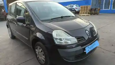 Vehicul casat RENAULT GRAND MODUS  al anului 2011 alimentat D4FD7