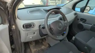 Veículo de Sucata renault grand modus authentique do ano 2011 alimentado d4fd7