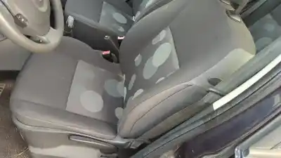 Veículo de Sucata renault grand modus authentique do ano 2011 alimentado d4fd7