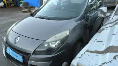 Veículo de Sucata renault scenic iii emotion do ano 2010 alimentado k9k f8