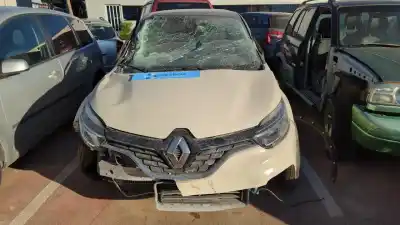 Scrapping Vehicle renault captur dynamique of the year 2018 powered h4b400