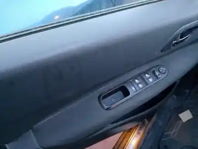 Scrapping Vehicle peugeot 5008 1.2 12v e-thp of the year 2015 powered hny