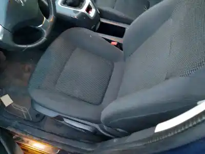 Scrapping Vehicle peugeot 5008 1.2 12v e-thp of the year 2015 powered hny