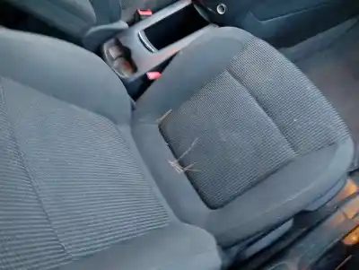 Scrapping Vehicle peugeot 5008 1.2 12v e-thp of the year 2015 powered hny