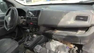 Veículo de Sucata fiat doblo ii cargo (263) 1.6 jtdm 16v cat do ano 2012 alimentado 198a3000