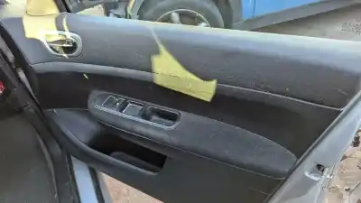 Véhicule à la ferraille peugeot 307 break / sw (s1) break xr de l'année 2002 alimenté rhydw10td