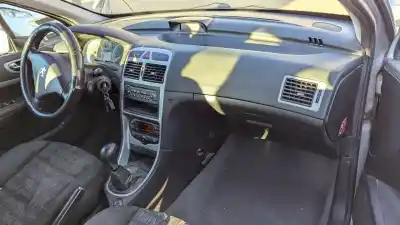 Véhicule à la ferraille peugeot 307 break / sw (s1) break xr de l'année 2002 alimenté rhydw10td