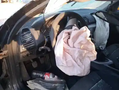 Veículo de Sucata bmw serie 1 berlina (e81/e87) 118d do ano 2006 alimentado m47n204d4