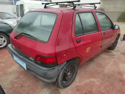 Véhicule à la ferraille renault                                            clio i fase i+ii (b/c57)                                                                                                                                                                                                                                   1.2                                                                                                                                                                                                                                                        de l'année 1994 alimenté e7f