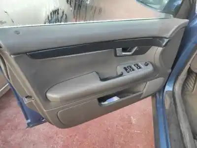 Veículo de Sucata audi a4 avant (8e) 2.5 tdi quattro (132kw) do ano 2001 alimentado ake