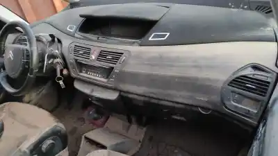 Здавання транспортного засобу citroen c4 picasso 1.6 hdi року 2011 потужний 9hr