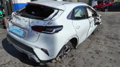 Sloopvoertuig kia xceed xceed 0.998 3 cilindros van het jaar 2022 aangedreven g3le