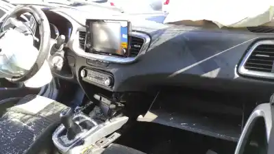 Sloopvoertuig kia xceed xceed 0.998 3 cilindros van het jaar 2022 aangedreven g3le