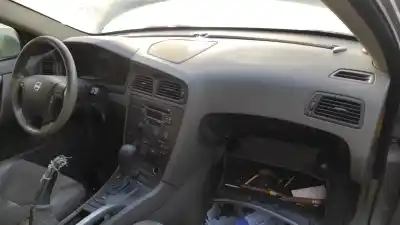 Scrapping Vehicle volvo xc70 2.4d of the year 2002 powered d5244t