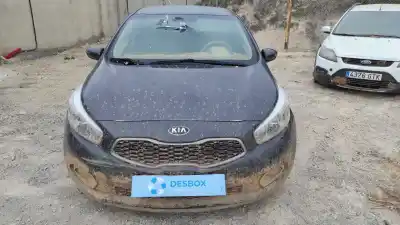 Veículo de Sucata kia pro cee´d (ed) 1.4 cvvt do ano 2015 alimentado d4fc