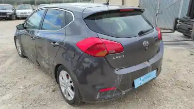 Veículo de Sucata kia pro cee´d (ed) 1.4 cvvt do ano 2015 alimentado d4fc