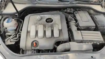 Veículo de Sucata volkswagen jetta (1k2) 2.0 tdi do ano 2006 alimentado bkd
