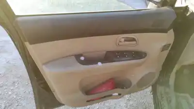 Vehicul casat kia carens 1.6 crdi al anului 2012 alimentat d4fb