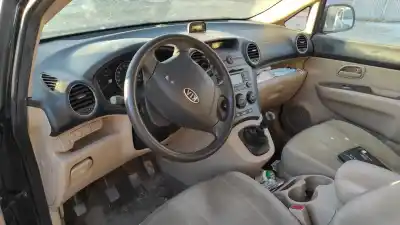 Vehicul casat kia carens 1.6 crdi al anului 2012 alimentat d4fb