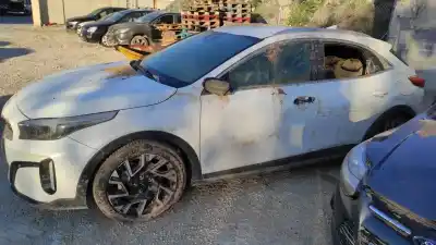 Veículo de Sucata kia xceed xceed 0.998 3 cilindros do ano 2023 alimentado g3le