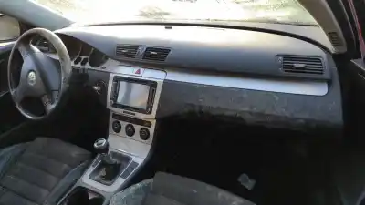 Здавання транспортного засобу volkswagen passat variant (3c5) 2.0 tdi dpf року 2009 потужний bmr