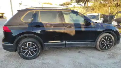 Sloopvoertuig volkswagen tiguan 1.9 tdi van het jaar 2021 aangedreven dtr