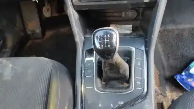 Sloopvoertuig volkswagen tiguan 1.9 tdi van het jaar 2021 aangedreven dtr