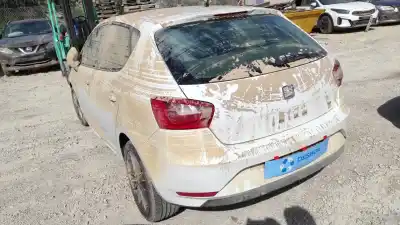 Veículo de Sucata seat ibiza (6j5) 1.6 tdi do ano 2014 alimentado cay