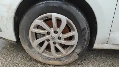 Veicolo di demolizione renault scenic iii 1.2 tce dell'anno 2015 alimentato h5fa4