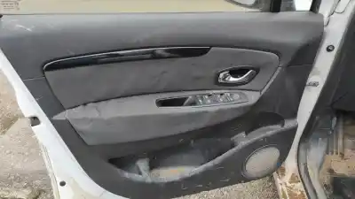 Veicolo di demolizione renault scenic iii 1.2 tce dell'anno 2015 alimentato h5fa4